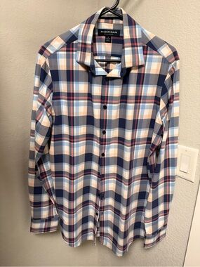 Mizzen+Main Performance Button-Down - NWOT- Medium Trim Tall